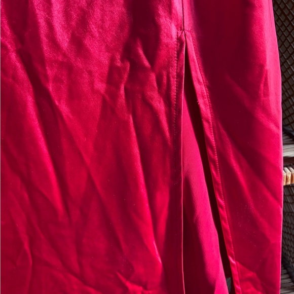 Selfie Leslie Vibrant Red Midi Dress - Picture 3 of 4